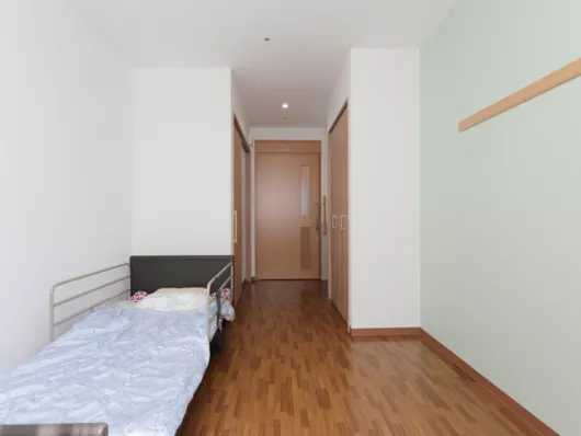 プレザンメゾン東起