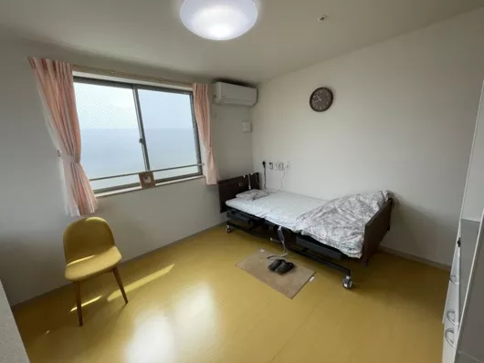 ひなたぼっこ伊丹森本