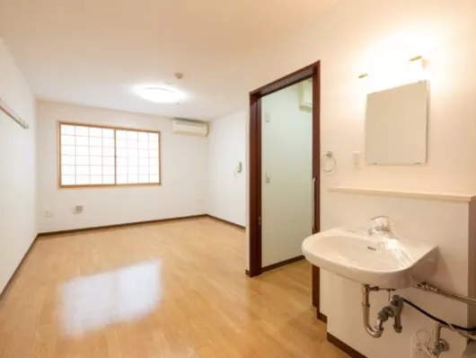 やさしい手伊丹