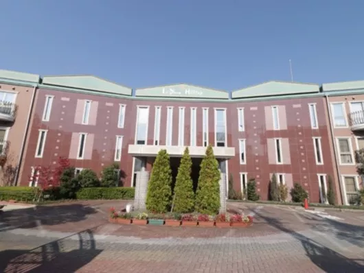 ラ・プラスヒルトップ