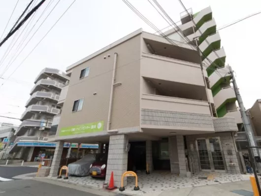 ウィズ東園田サービス付き高齢者向け住宅
