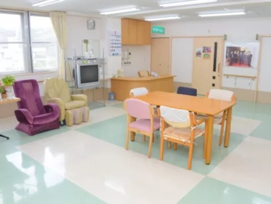 さわやか花美弐番館