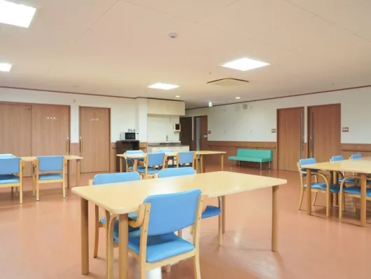 ジ・アール（慈亜留）八尾木