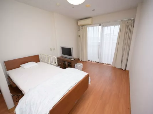 介護付き有料老人ホーム八重の杜