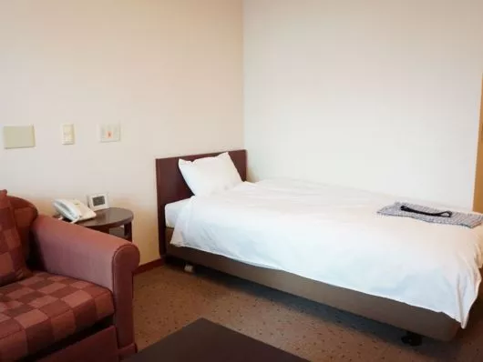 グッドタイムリビング千葉みなと／駅前通