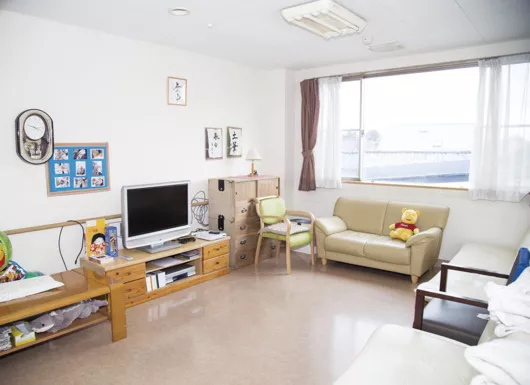 もえぎ三鷹上連雀