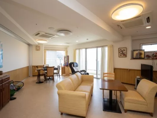 ソラストさらさ道後