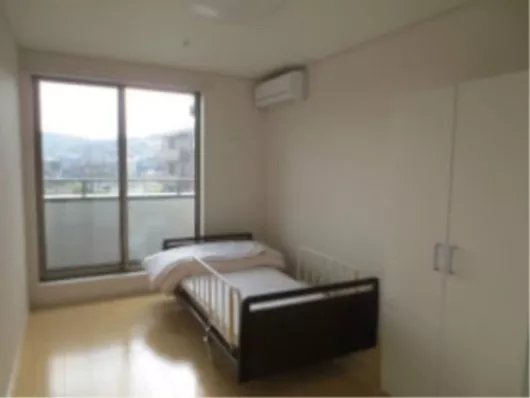 グループホームちいさな手ききょうの花鎌倉