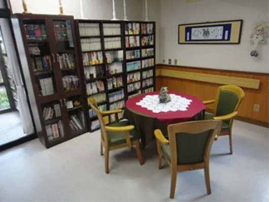 ロイヤルハウス石岡本館