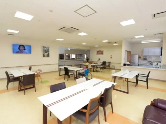 すまいるホーム青葉・二番館