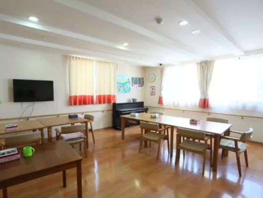 やさしえ神戸持子