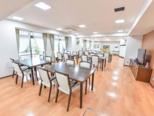 レイ・ストーリア滝山