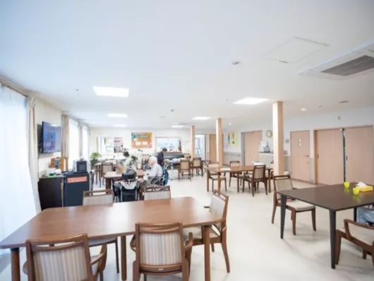住宅型有料老人ホームサンライズ泉公園