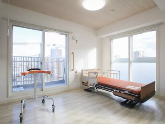 ロータス伏見邸