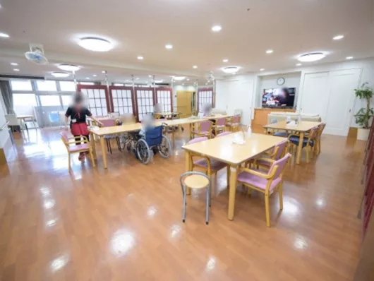 介護付き有料老人ホーム八重の杜