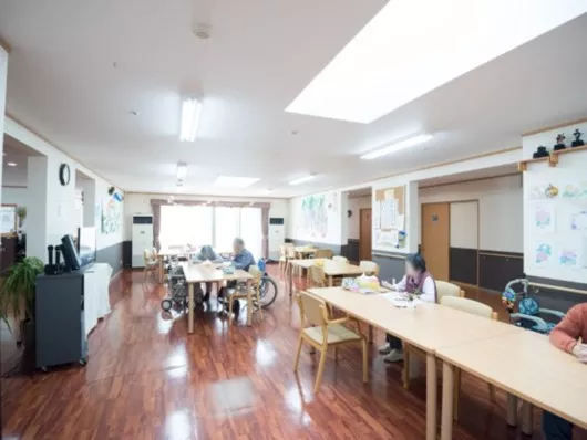 サービス付き高齢者向け住宅特定施設入居者生活介護ケアホーム虹の森新城