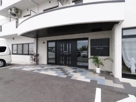 グランドファミリア赤池