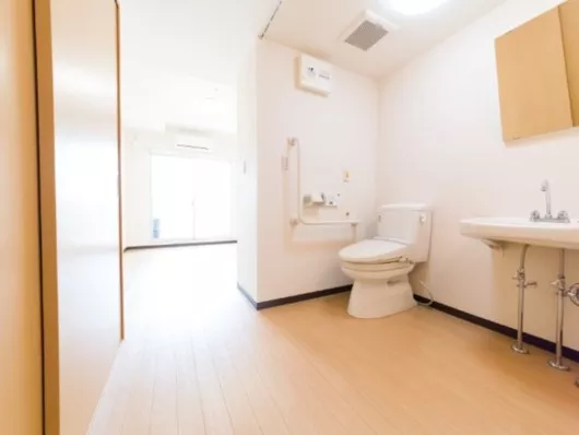 クリスタルコート難波南