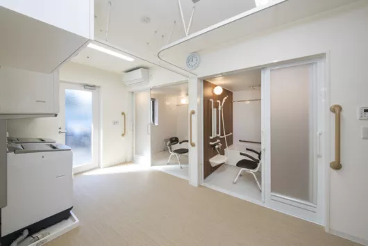 エイジフリーハウス横浜十日市場町