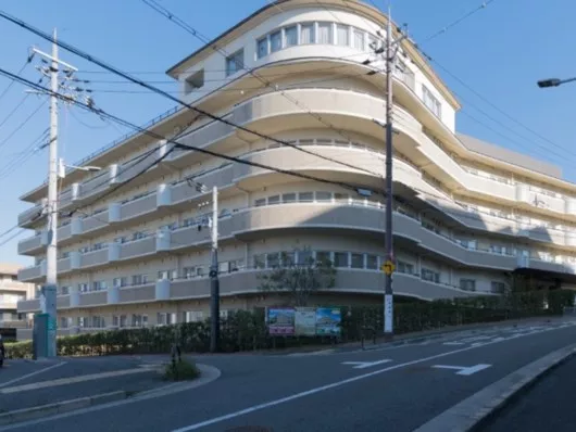 チャームスイート緑地公園