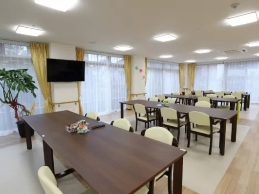 ライフパートナー伴東