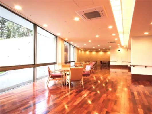 ヒルデモア三渓園