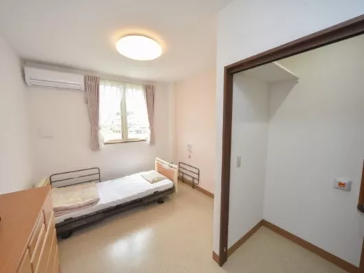 有料老人ホーム　梅の里別館