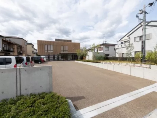 チャームスイート向日町