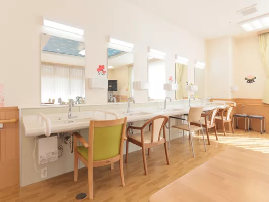 プレザンメゾン東起