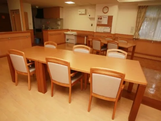 ニチイホーム多摩川緑地