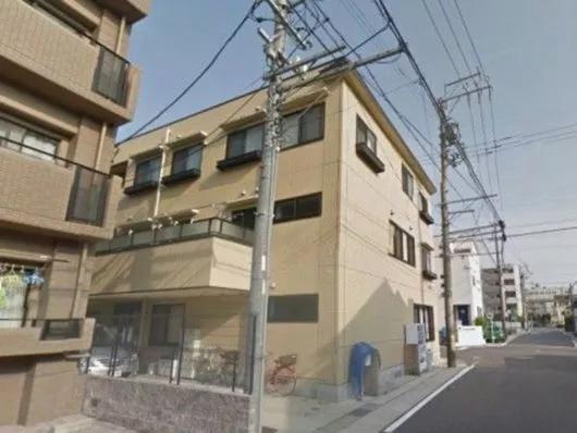 ファミリア一社