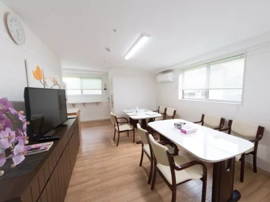 ウィズ東園田サービス付き高齢者向け住宅