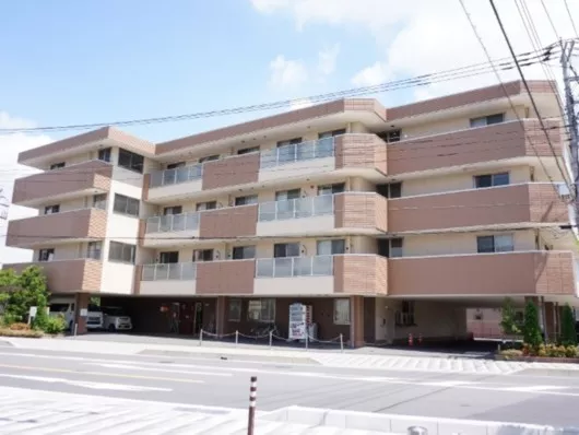 エスケアリビング八潮