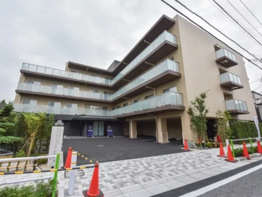 クラーチ・ファミリア小竹向原