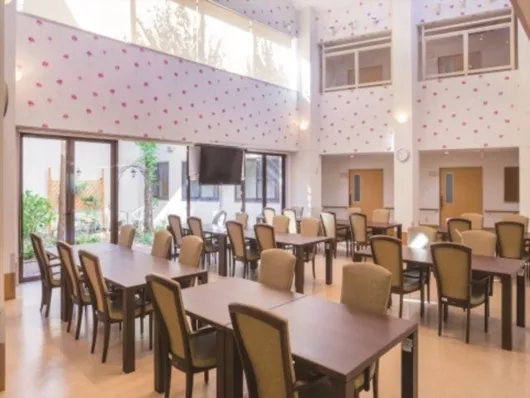 ニチイホーム国立