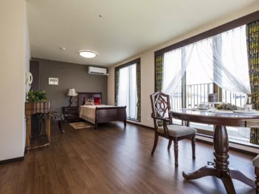 ロングライフ・クイーンズ　静岡呉服町